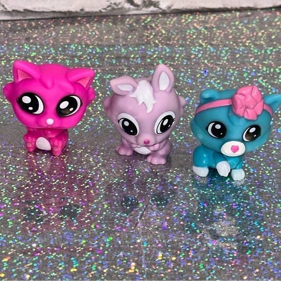 BLIP MINIATURE TIC TAC TOY 2" FIGURES Lot of 4 - Picture 3 of 8